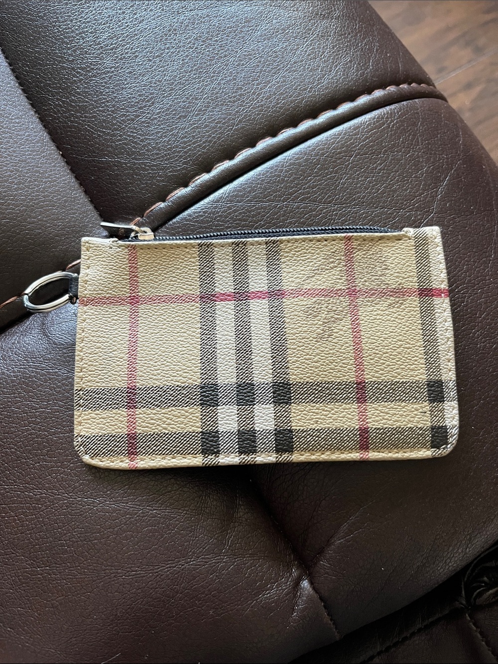 Burberry coin pouch